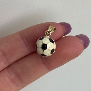 14k Vintage Yellow Gold 3D Enamel Soccer Ball Pendant / Charm